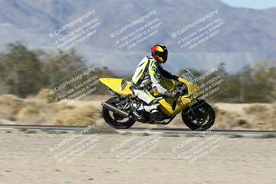 media/Dec-01-2025-Moto Forza (Mon) [[2daa91e15f]]/2-Intermediate Group/Session 3 (Turn 7 Inside Pans)/